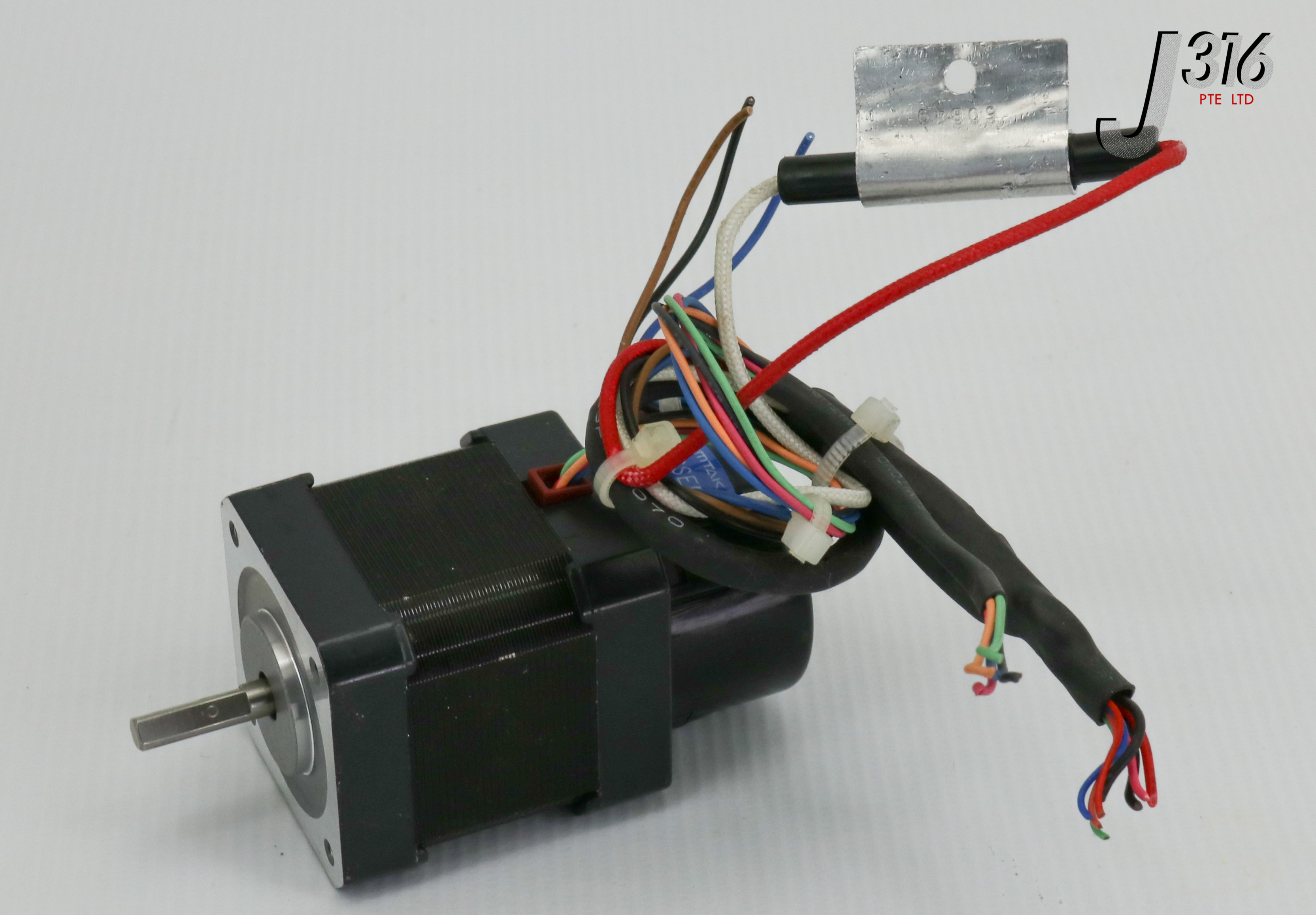 3️⃣ 20368 ORIENTAL MOTOR VEXTA STEPPING MOTOR 5-PHASE PK545-NB-C7 | eBay